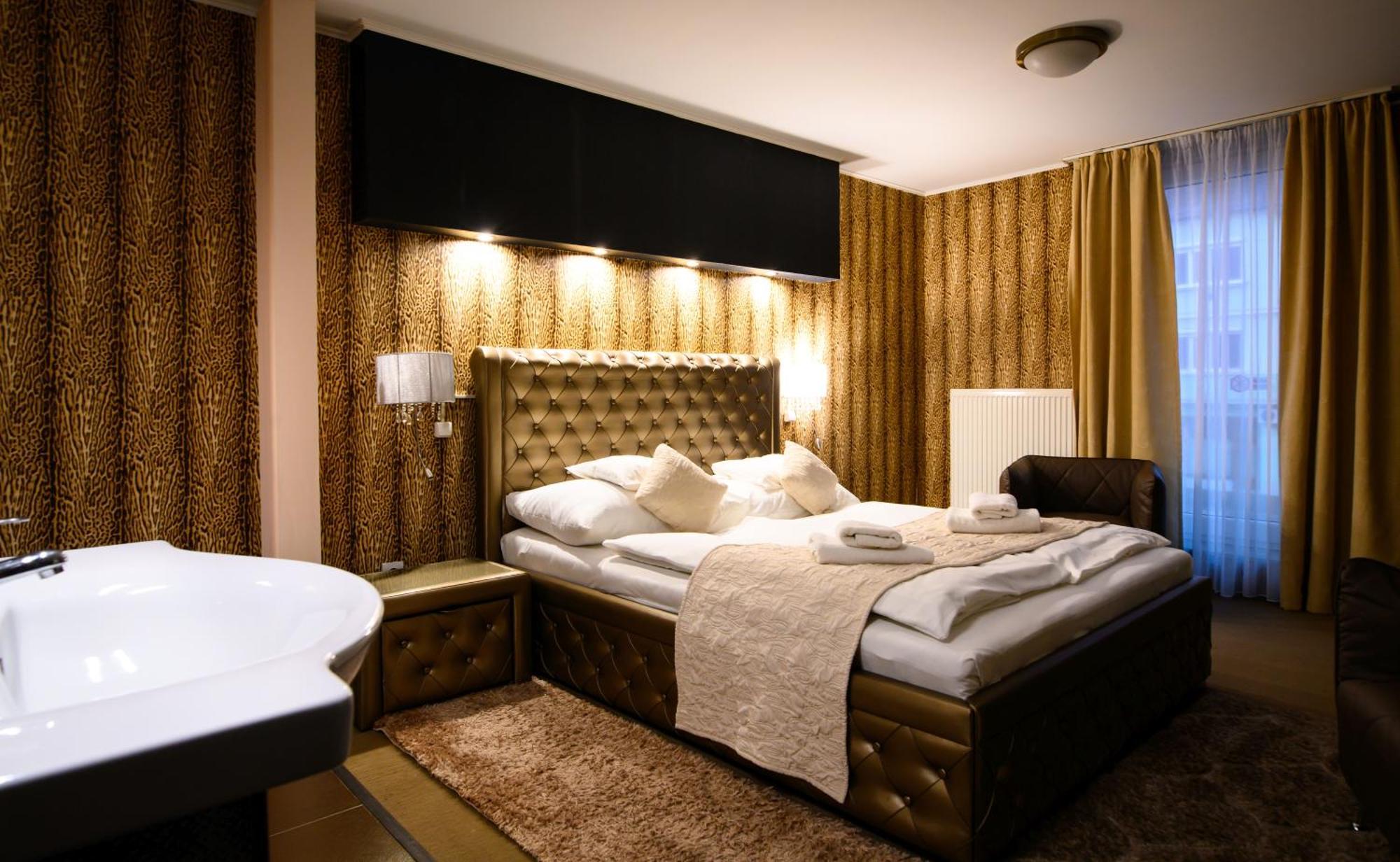 Palermo Panzio Hotel Nyíregyháza Eksteriør billede